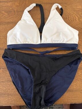 Women’s Athleta Bikini Set - White, Navy & Black with reversible bottoms